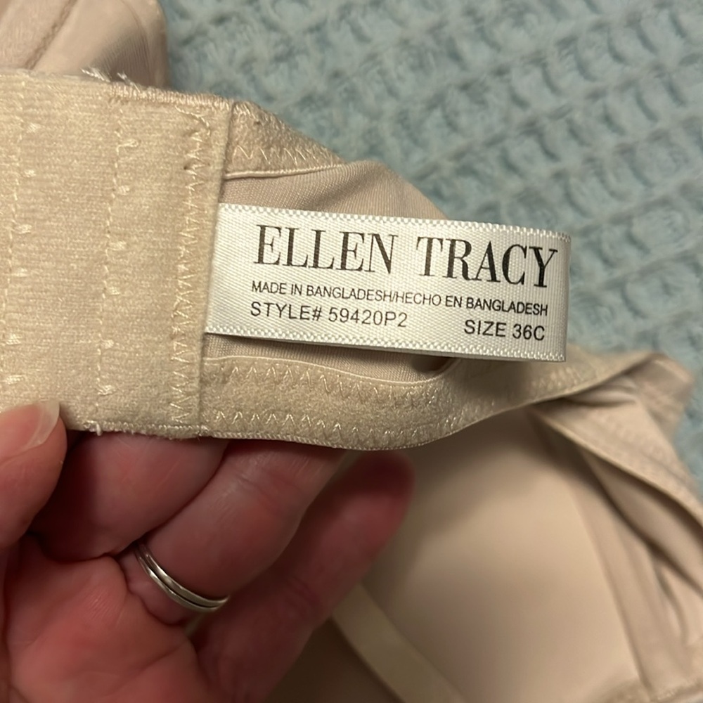 2 brand new bras for one low price! Size 36 C lightly padded. - Picture 5 of 7